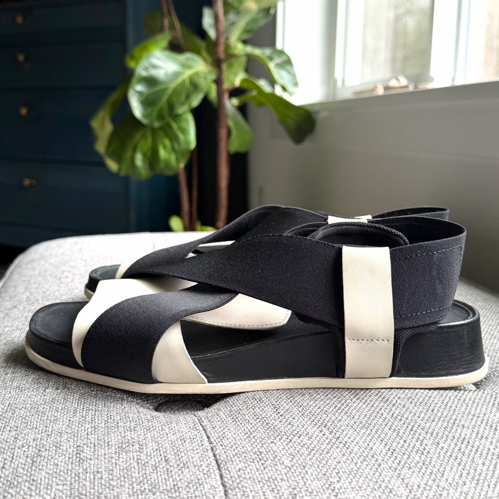 Camper Atonic black and off-white Cross-Strap Women’s Sandal - Picture 4 of 10